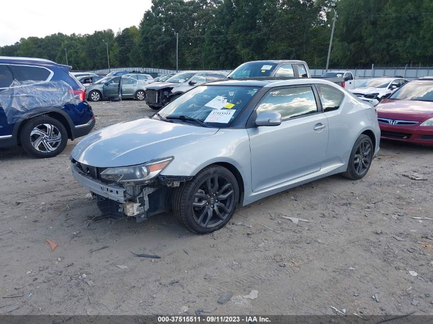 JTKJF5C71E3069156 2014 SCION TC  photo 2