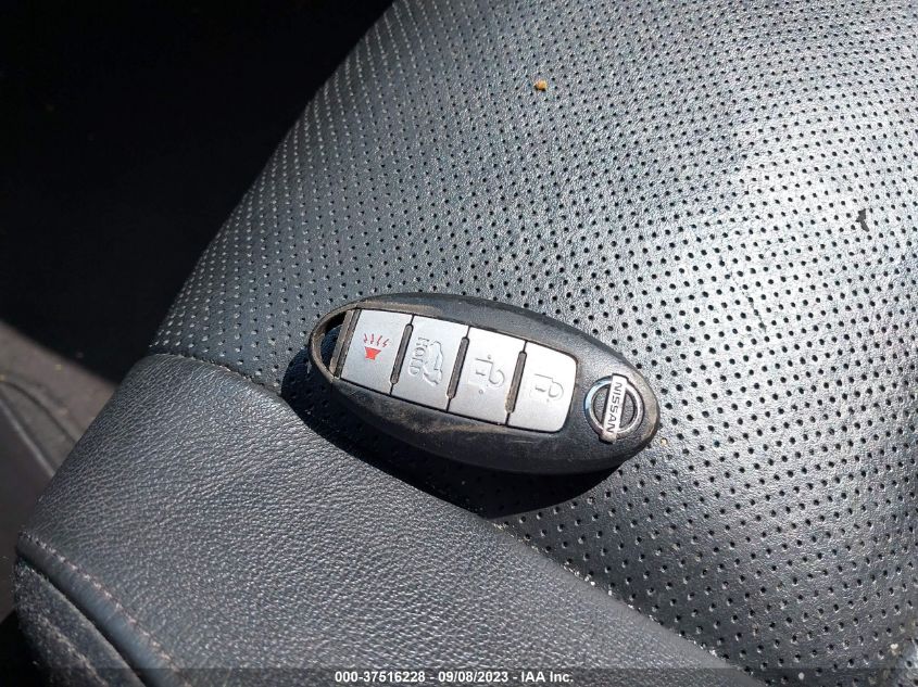 2014 NISSAN ROGUE SL - 5N1AT2MV3EC759398