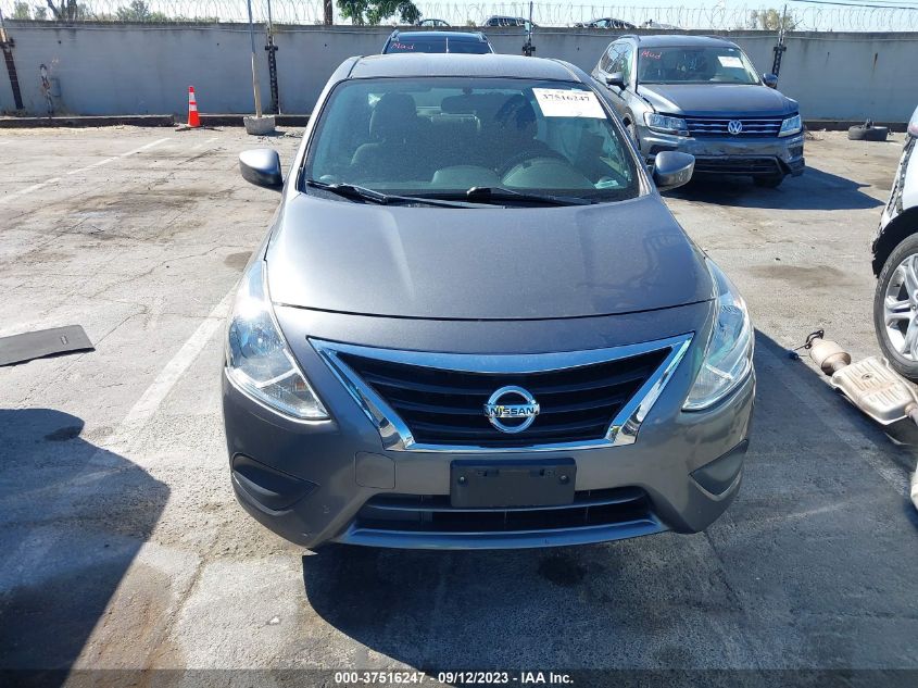 VIN 3N1CN7AP0JL872060 2018 NISSAN VERSA SEDAN no.12