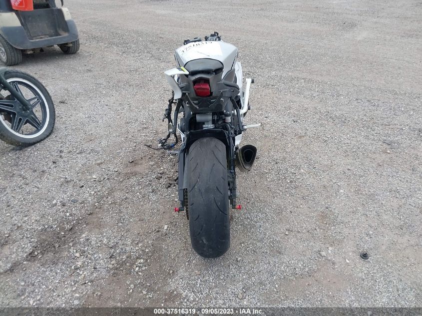 2017 YAMAHA YZFR6 JYARJ28E1HA001692