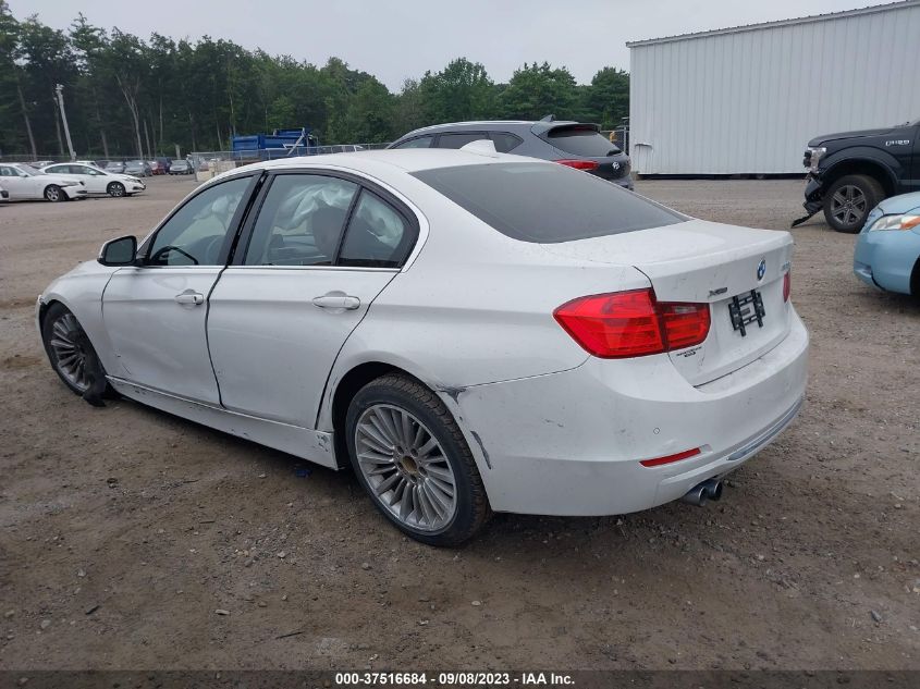 2013 BMW 3 SERIES 328I XDRIVE - WBA3B5G57DNS05536