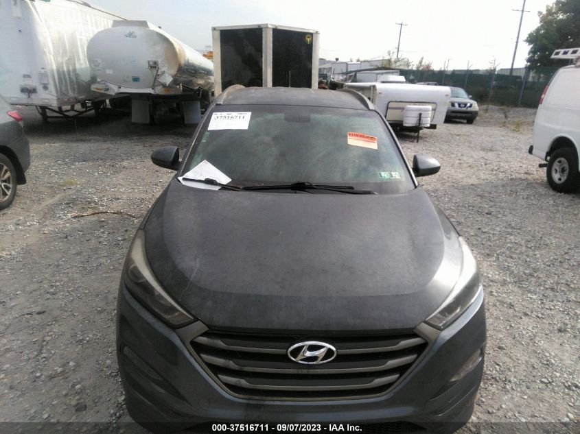 2016 HYUNDAI TUCSON LIMITED/SPORT AND ECO/SE - KM8J3CA40GU160666