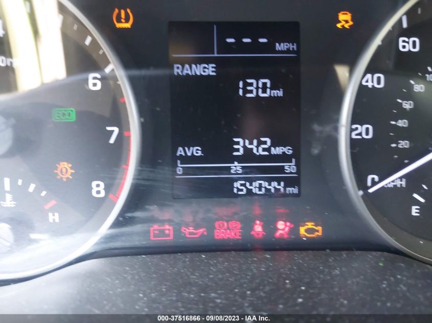 2018 HYUNDAI ELANTRA SE - 5NPD74LF1JH265440