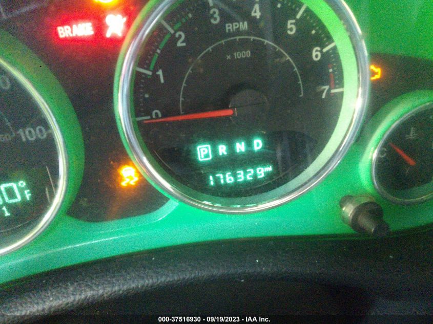 2014 JEEP WRANGLER UNLIMITED SPORT - 1C4BJWDG6EL327606