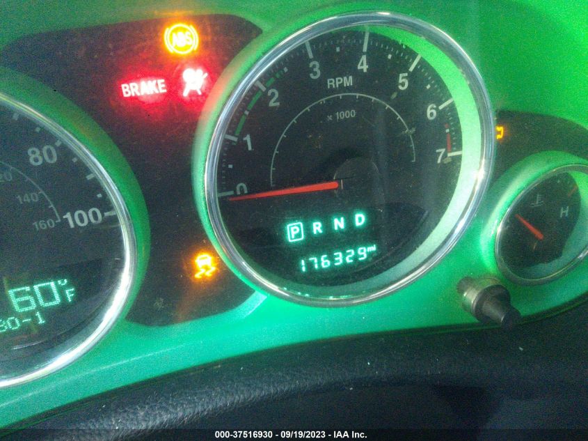 2014 JEEP WRANGLER UNLIMITED SPORT - 1C4BJWDG6EL327606