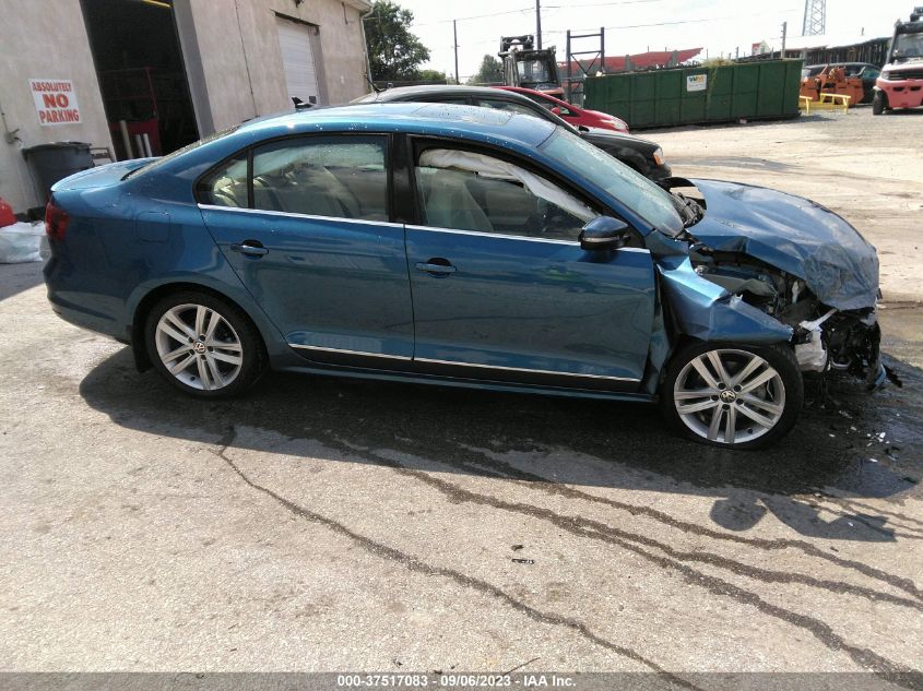 2017 VOLKSWAGEN JETTA 1.8T SEL - 3VWL17AJ1HM329791