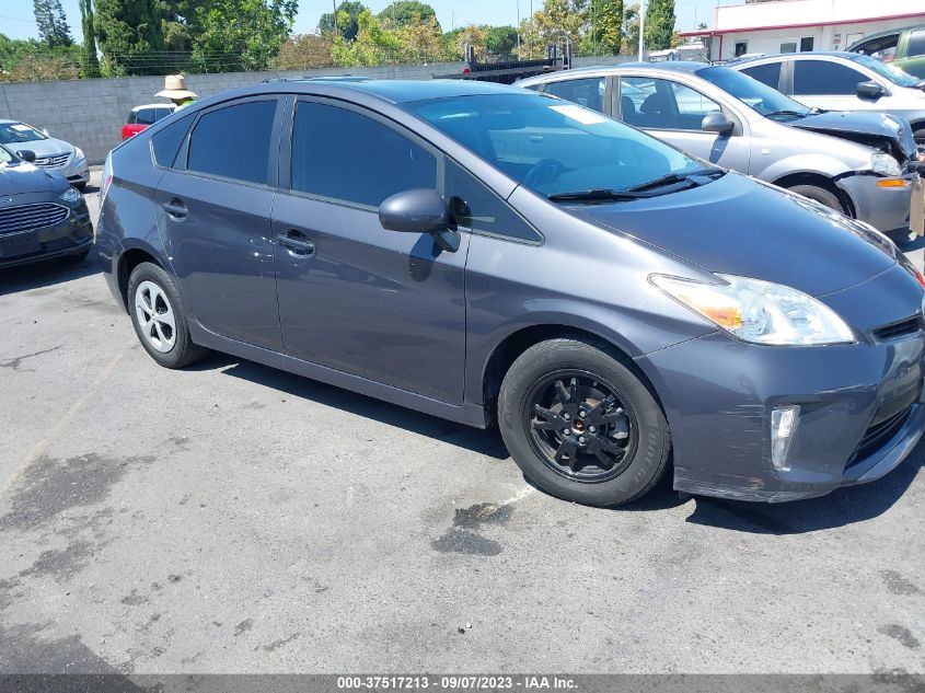 2015 TOYOTA PRIUS FOUR - JTDKN3DU9F1927817