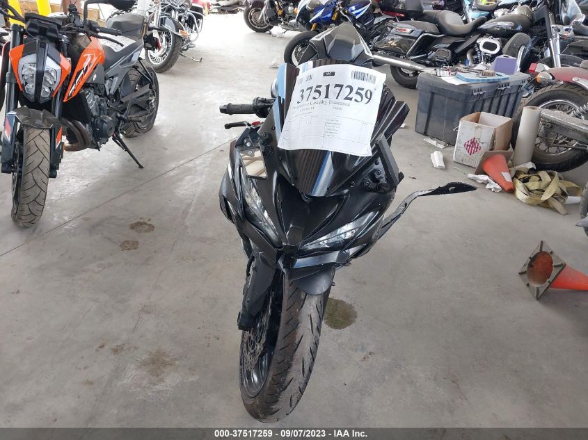 VIN JKBZXJH13NA013208 2022 KAWASAKI ZX636 K