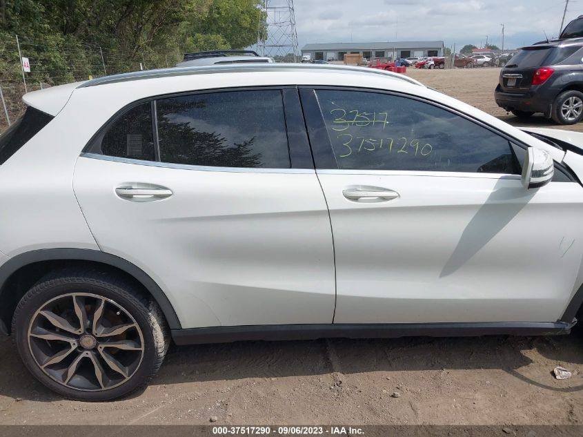 2015 MERCEDES-BENZ GLA-CLASS GLA 250 WDCTG4EB4FJ138633