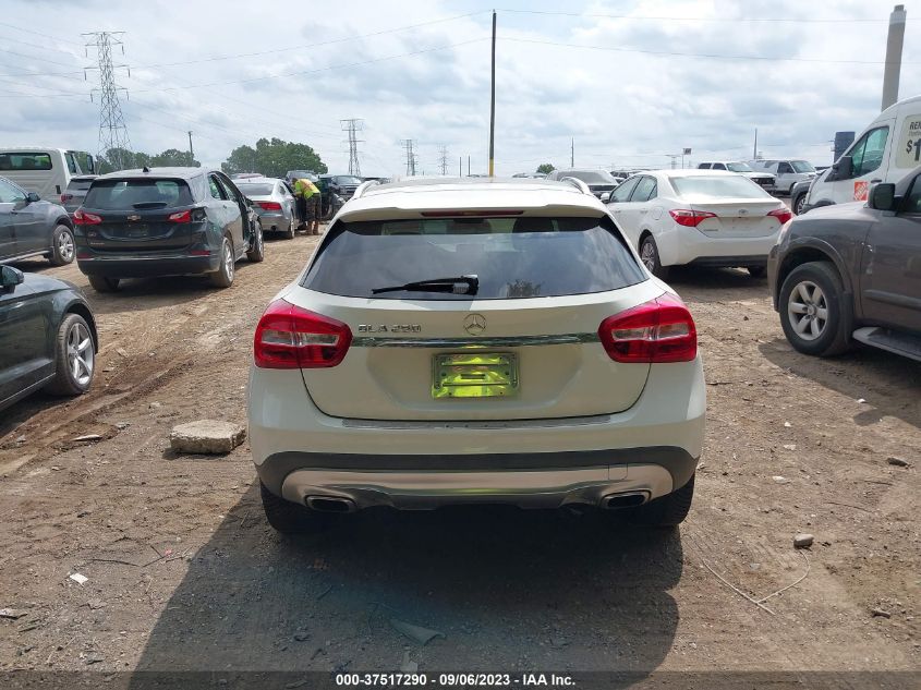 2015 MERCEDES-BENZ GLA-CLASS GLA 250 WDCTG4EB4FJ138633