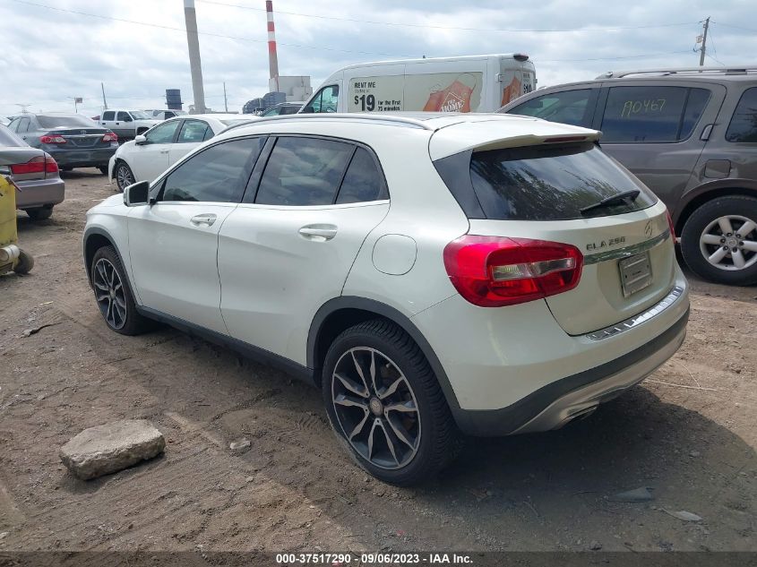 2015 MERCEDES-BENZ GLA-CLASS GLA 250 WDCTG4EB4FJ138633