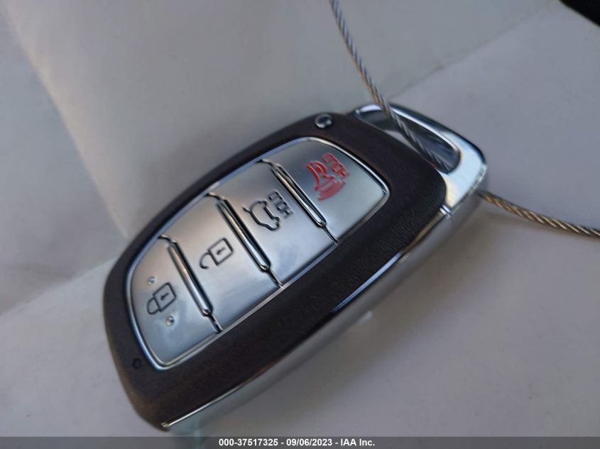 2018 HYUNDAI IONIQ PLUG-IN HYBRID KMHC65LDXJU061238