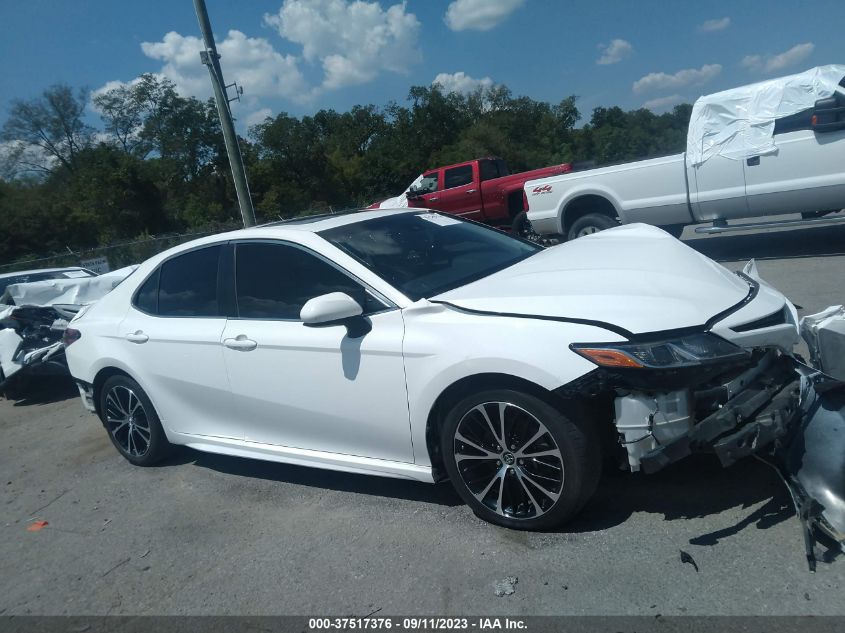 2018 TOYOTA CAMRY LE/SE/XLE/L - JTNB11HKXJ3005171
