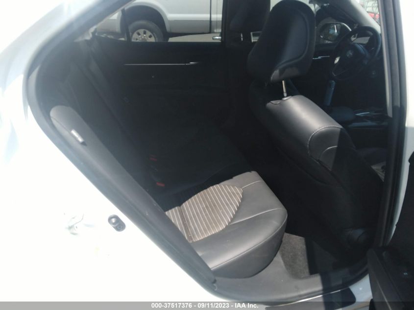 2018 TOYOTA CAMRY LE/SE/XLE/L - JTNB11HKXJ3005171