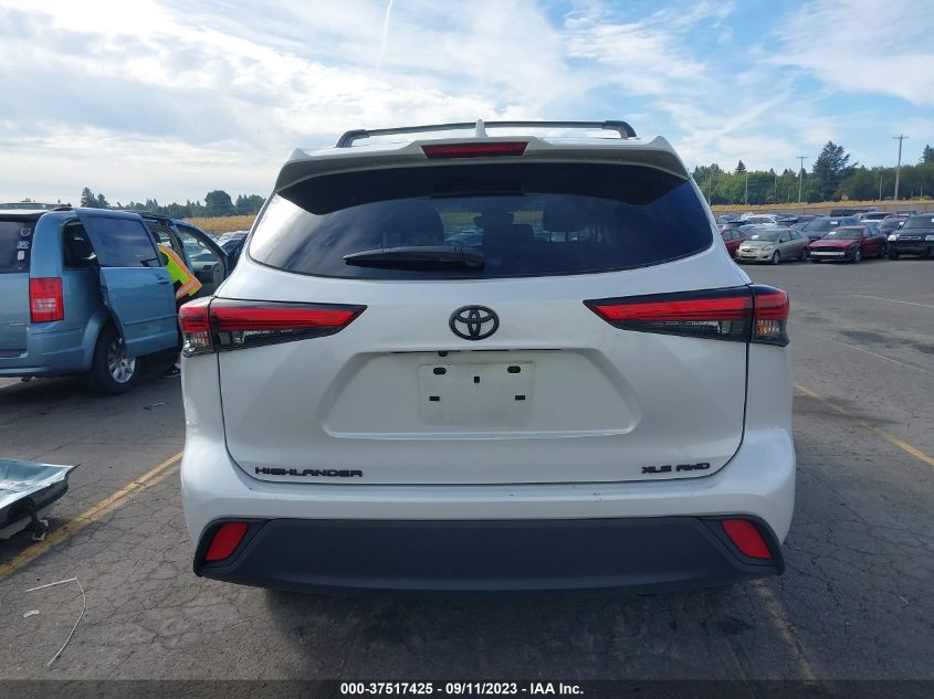 2022 TOYOTA HIGHLANDER XLE - 5TDHZRBH8NS239994