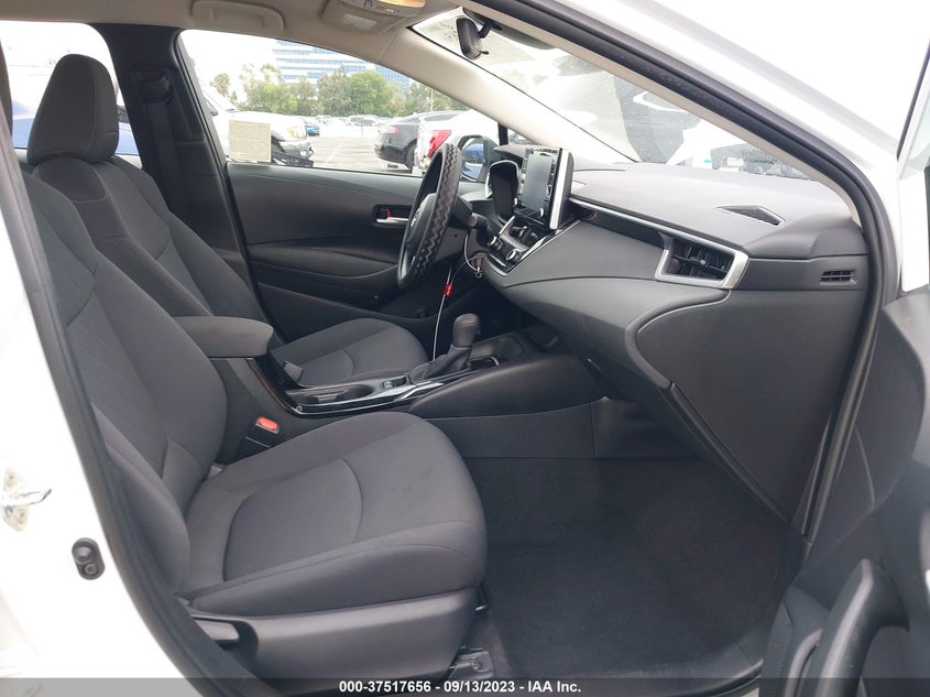 VIN 5YFEPRAE5LP067199 2020 TOYOTA COROLLA LE