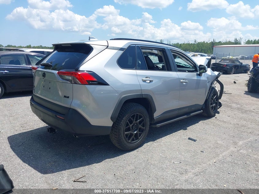 VIN 2T3W1RFV1LC058070 2020 TOYOTA RAV4 XLE/XLE PREMIUM