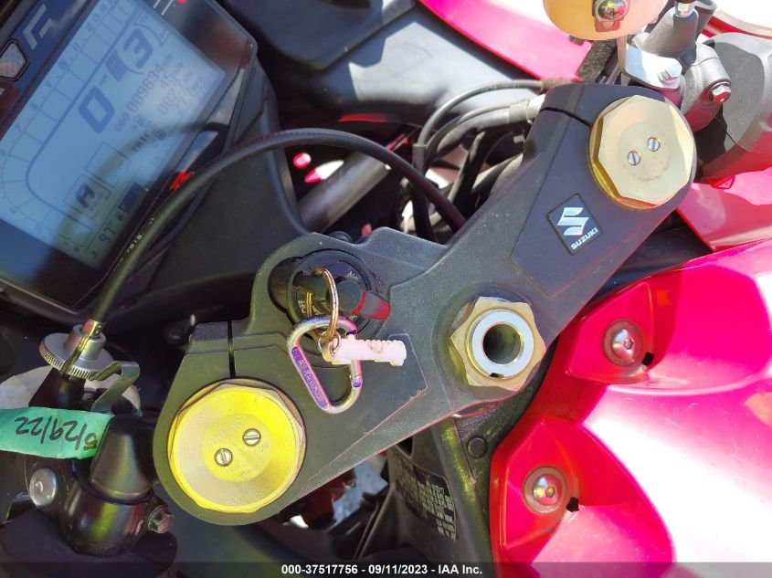 2017 SUZUKI GSX-R1000 JS1DM11BXH2101133