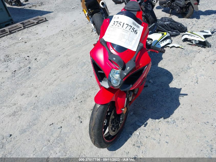 2017 SUZUKI GSX-R1000 JS1DM11BXH2101133