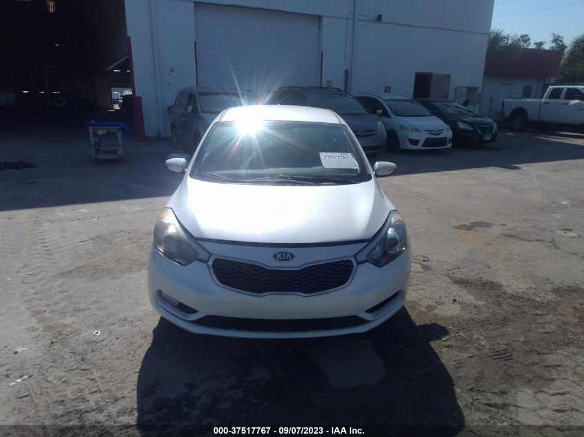 2016 KIA FORTE 5-DOOR LX - KNAFK5A80G5588787