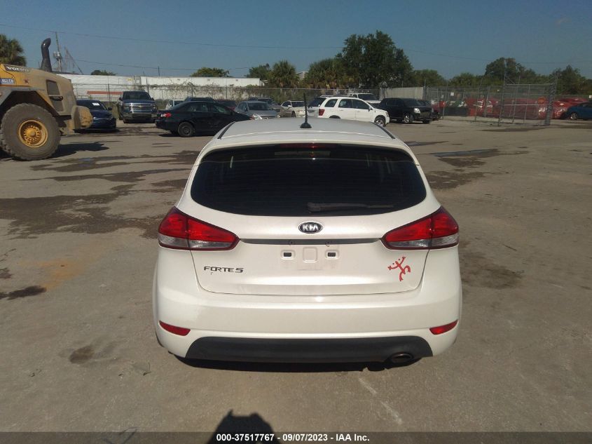 2016 KIA FORTE 5-DOOR LX - KNAFK5A80G5588787