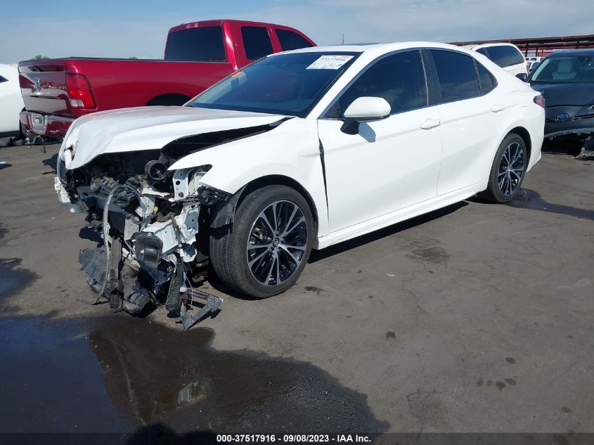 2018 TOYOTA CAMRY LE/SE/XLE/L - 4T1B11HK0JU582429