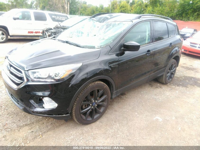 2017 FORD ESCAPE SE - 1FMCU0G90HUD08677