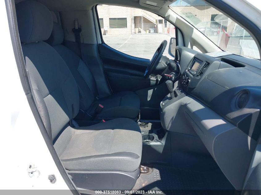 2015 NISSAN NV200 SV - 3N6CM0KN1FK718682