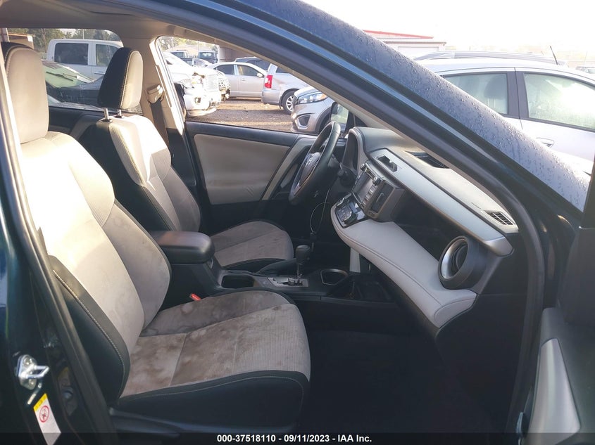 VIN 2T3RFREV3HW603708 2017 TOYOTA RAV4 XLE