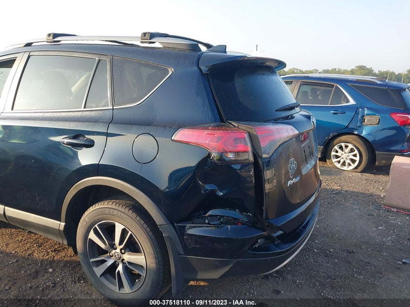 VIN 2T3RFREV3HW603708 2017 TOYOTA RAV4 XLE