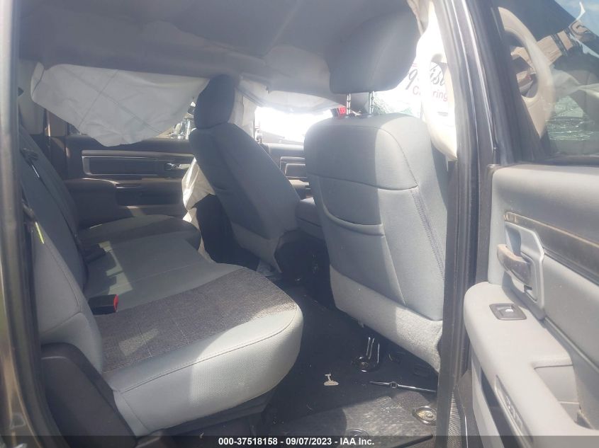 2019 RAM 1500 CLASSIC SLT - 1C6RR6LT1KS564129