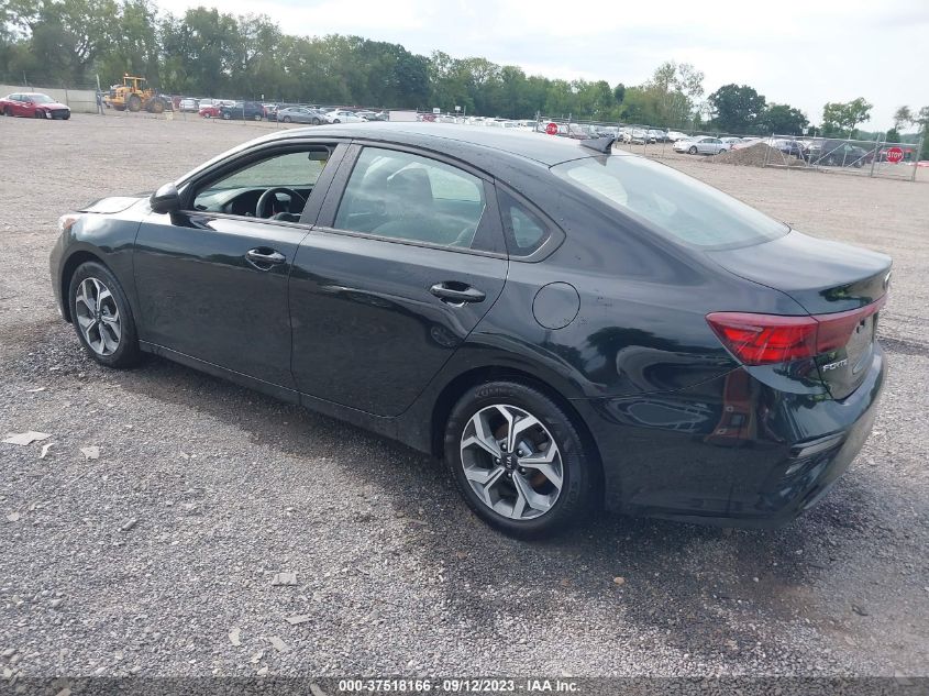 3KPF24AD4KE069796 Kia Forte LXS 3