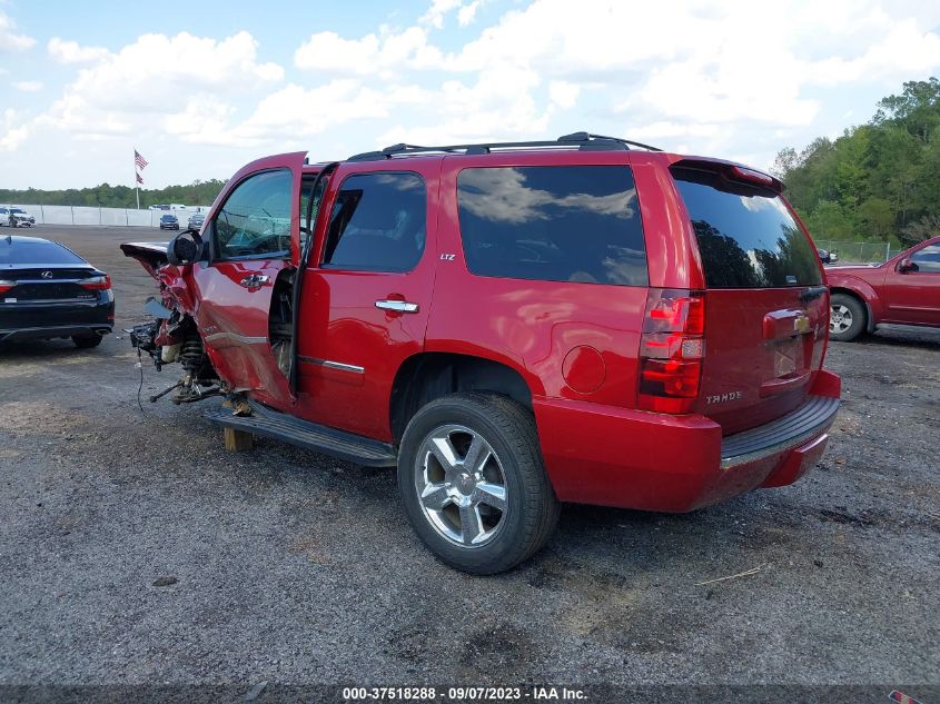 2013 CHEVROLET TAHOE LTZ - 1GNSCCE04DR196883