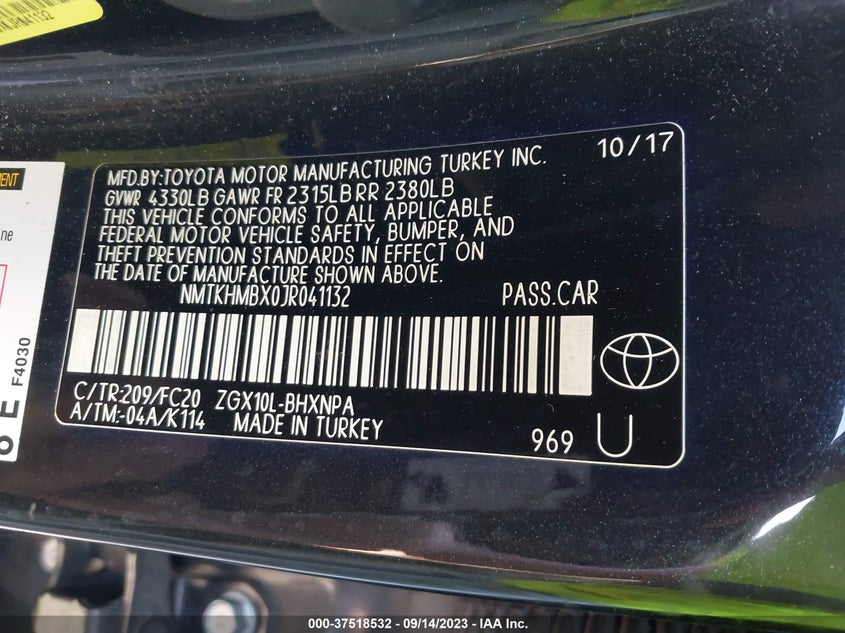 VIN NMTKHMBX0JR041132 2018 TOYOTA C-HR XLE