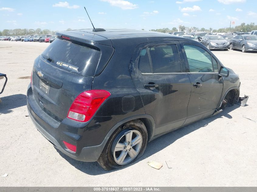 3GNCJKSB9LL305709 Chevrolet Trax LS 4