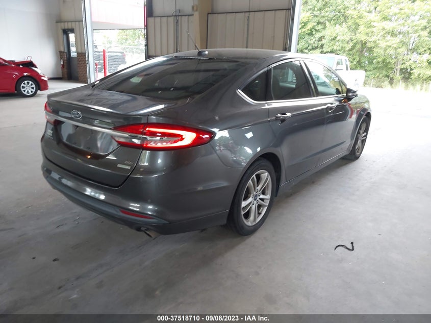 VIN 3FA6P0HDXJR188918 2018 FORD FUSION SE
