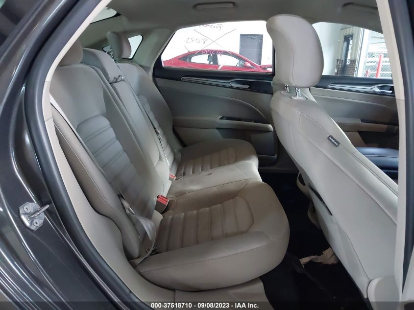 VIN 3FA6P0HDXJR188918 2018 FORD FUSION SE
