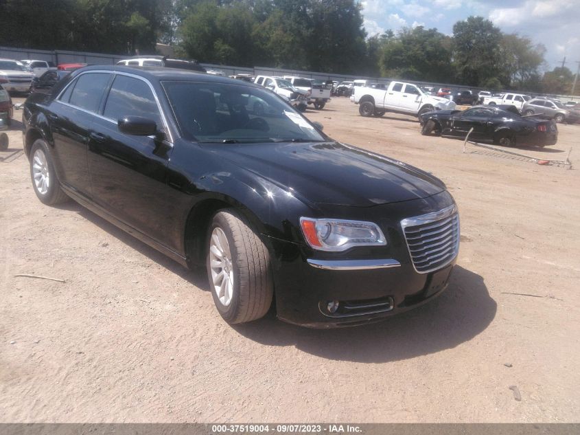 2013 CHRYSLER 300 - 2C3CCAAG8DH589410