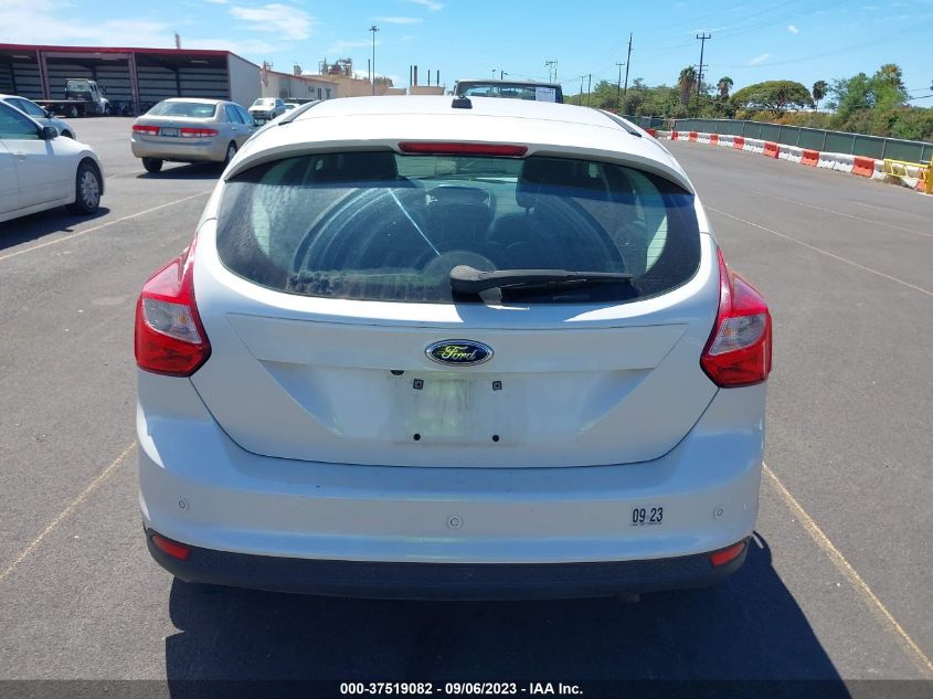 2014 FORD FOCUS TITANIUM - 1FADP3N23EL271526