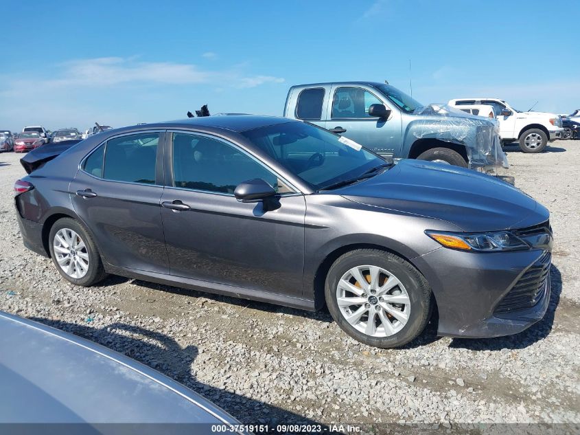 2018 TOYOTA CAMRY LE/SE/XLE/L - 4T1B11HK1JU644131