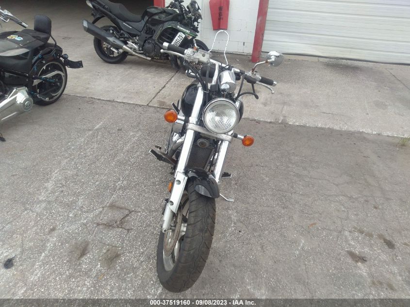 2000 SUZUKI VZ800 - JS1VS53A4Y2102977