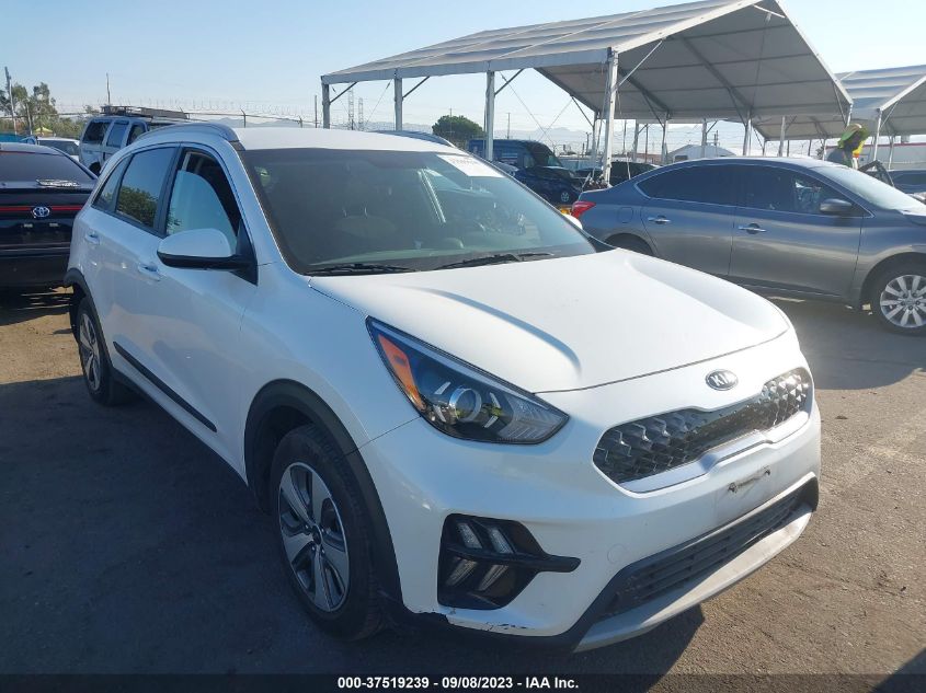 KNDCB3LC4M5480647 Kia Niro LX