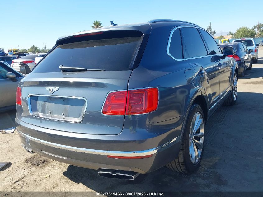 VIN SJAAM2ZV7KC024785 Bentley Bentayga V8 2019 4