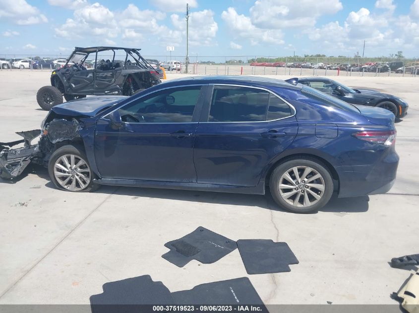 2022 TOYOTA CAMRY LE - 4T1C11AK5NU651765