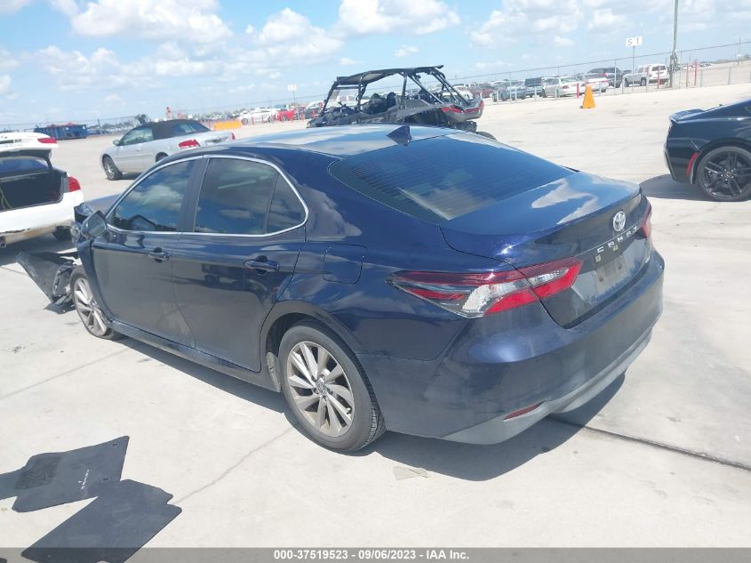 2022 TOYOTA CAMRY LE - 4T1C11AK5NU651765