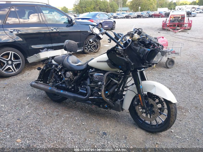 2018 HARLEY-DAVIDSON FLTRXS ROAD GLIDE SPECIAL - 1HD1KTC10JB662184