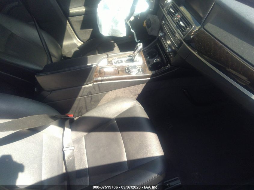 2015 BMW 5 SERIES 528I - WBA5A5C55FD515436
