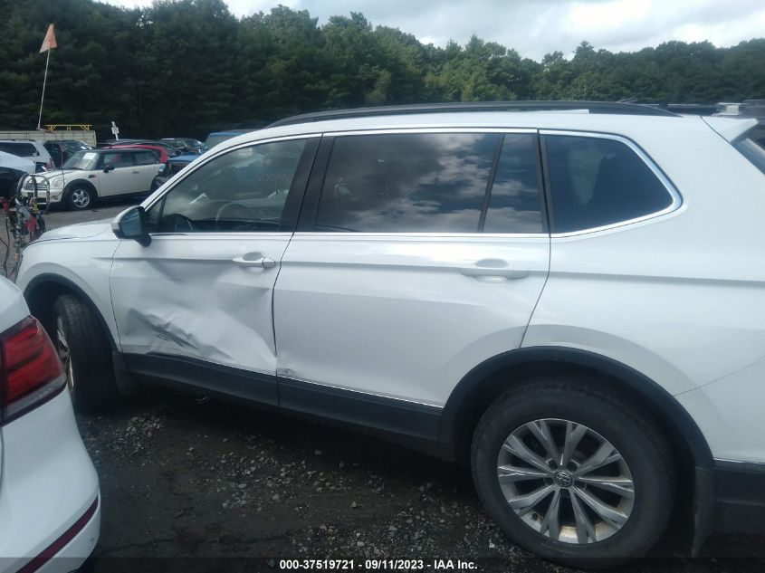 2018 VOLKSWAGEN TIGUAN SE/SEL - 3VV2B7AX8JM130650