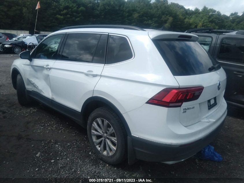 2018 VOLKSWAGEN TIGUAN SE/SEL - 3VV2B7AX8JM130650