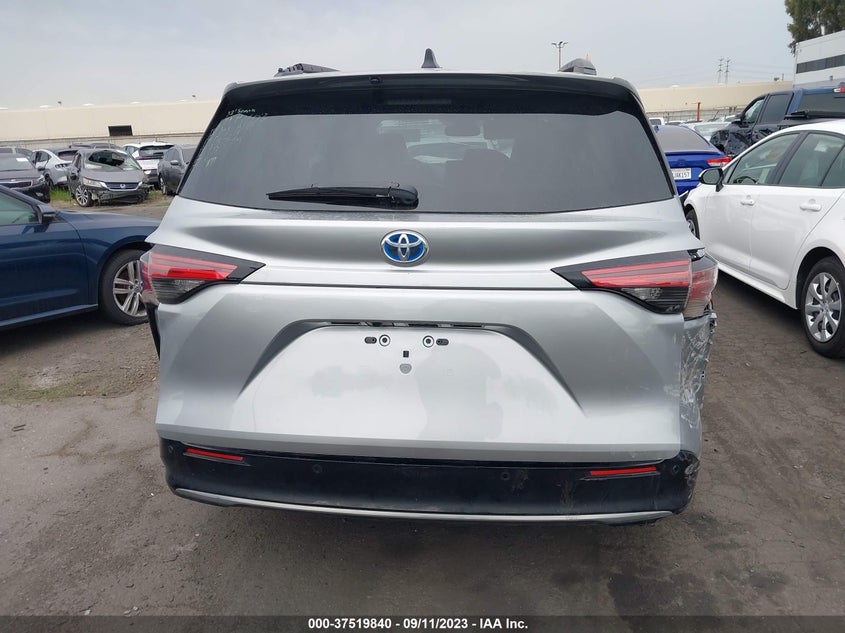 VIN 5TDDRKEC2NS135765 2022 TOYOTA SIENNA XSE